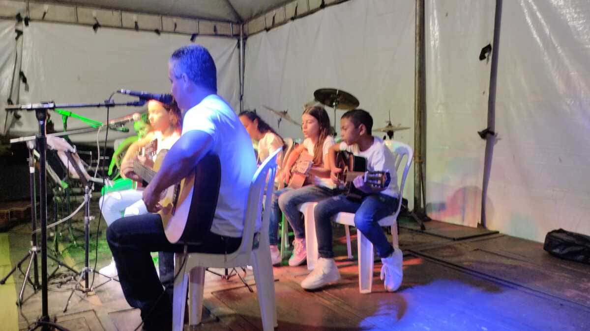 Feira da AgriCultura Douradoquara - MG
